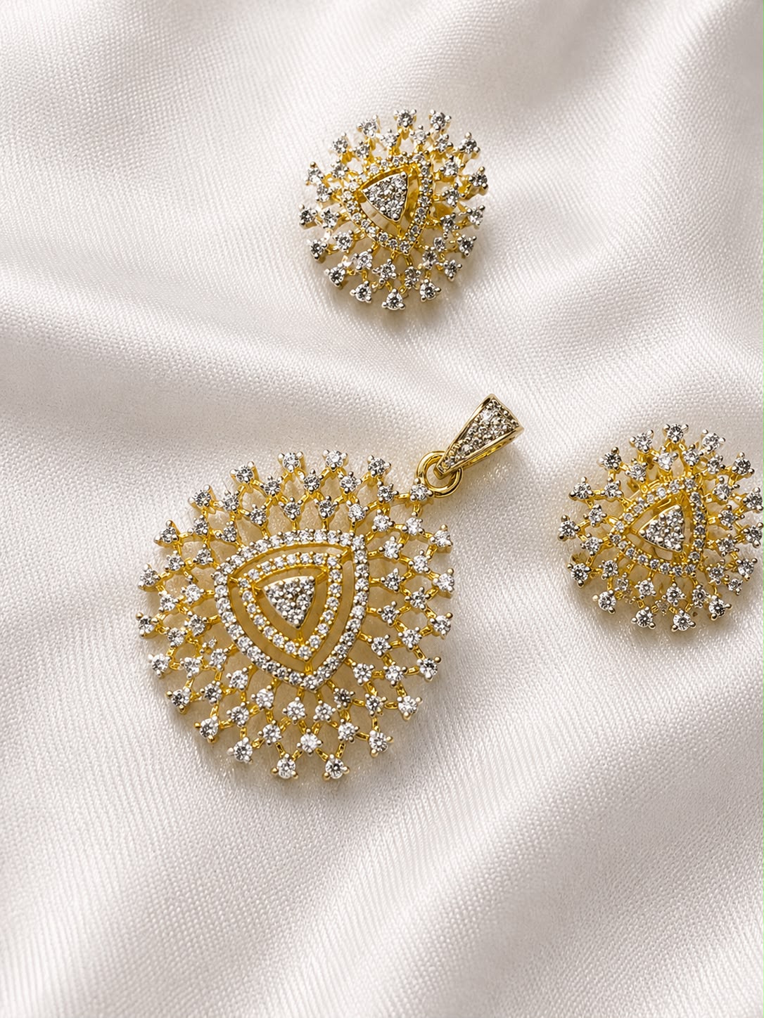White Stone diamonmd replica